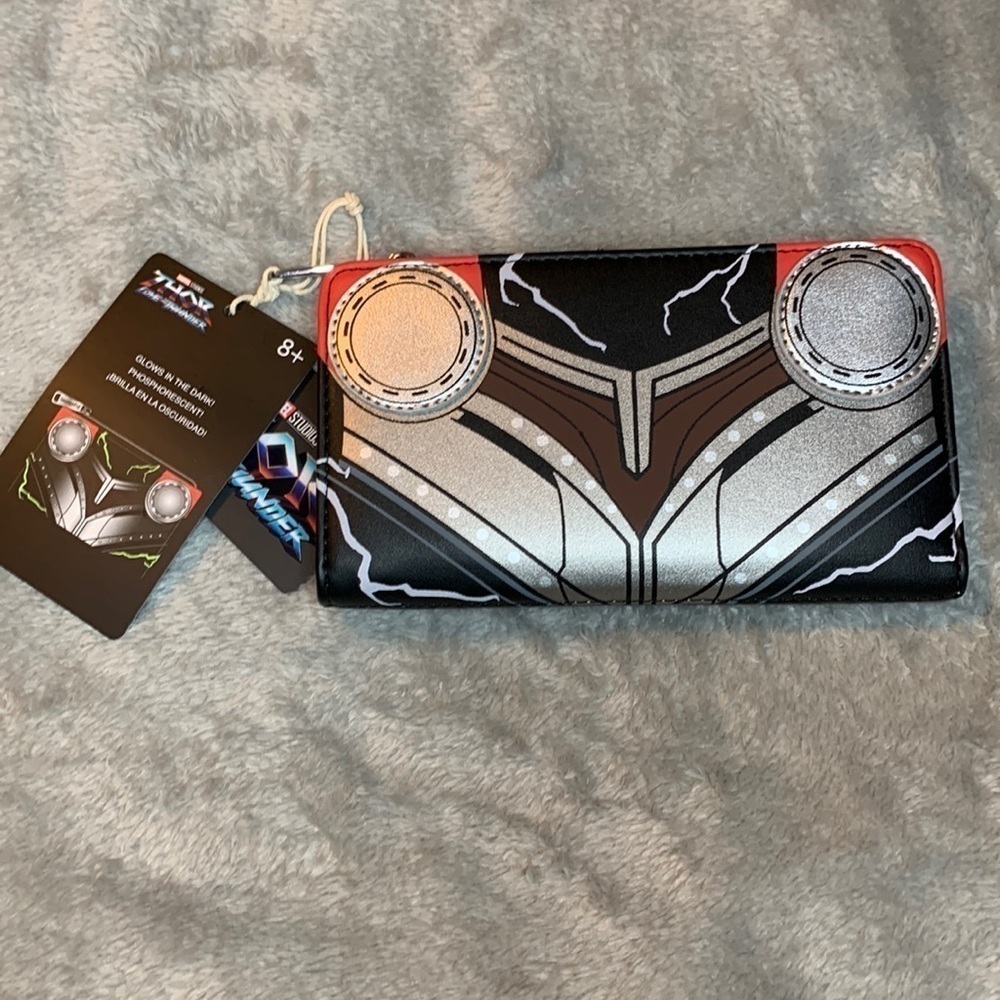 NWT Disney Marvel Loungefly Thor Wallet